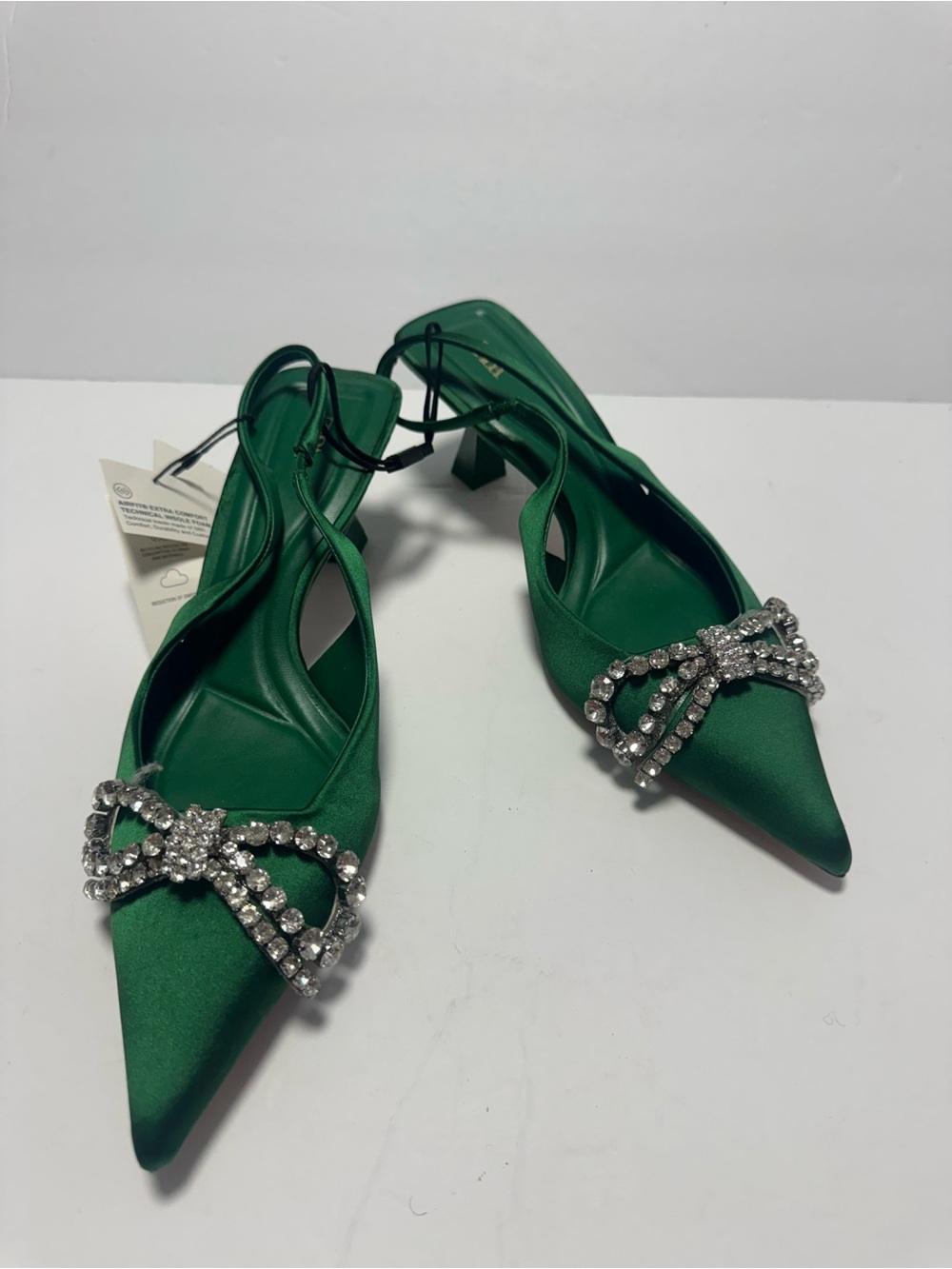 Zara Emerald Satin Pointed Slingback Heels with Crystal Bow Size 38 New w/ Tags - Picture 2 of 7
